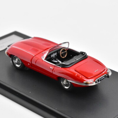 GFCC 1/64 Scale Jaguar E-type Roadster 1961 Red Diecast car Model