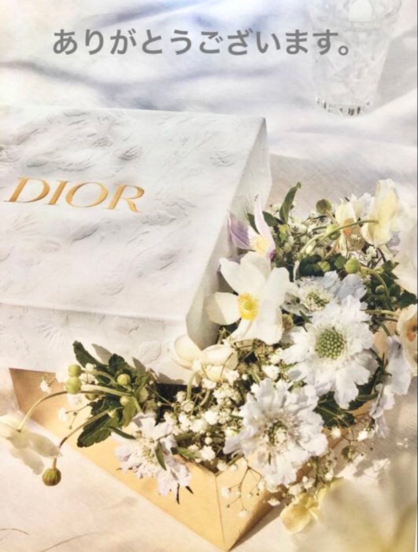 Dior リップグロウ001 Dior ルージュディオール&ネイルセット Amazon | 【ギフトセット】DIOR ディオール アディクト リップ グロウ