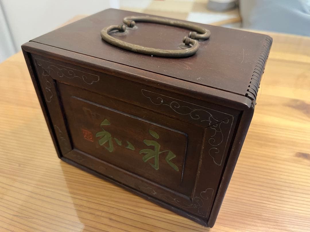 【象牙調】麻雀牌セット 昭和レトロ　希少　骨董【骨】 象牙調】麻雀牌セット 昭和レトロ 希少 骨董【骨】 - メルカリ